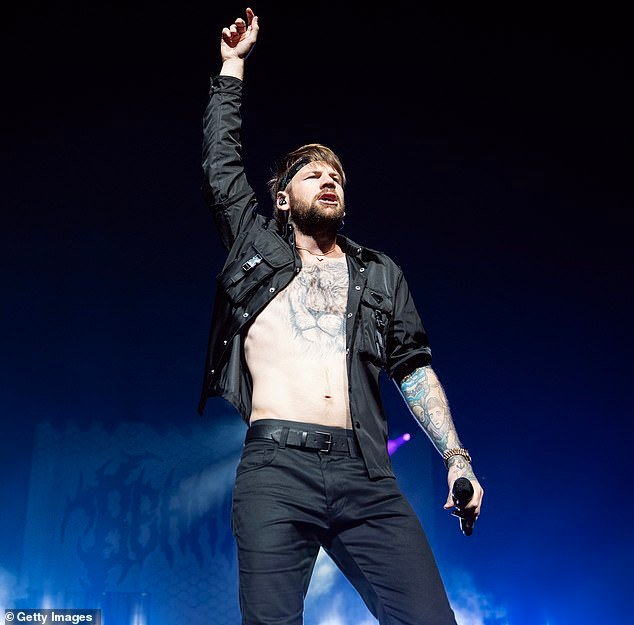 108830725-15844077-Beartooth_frontman_Caleb_Shomo_came_out_as_a_proudly_gay_man_in_-m-68_1779603795542.jpg