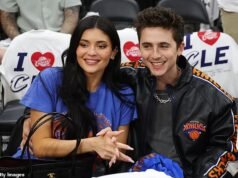 Timothy Chalamet e Kylie Jenner desfrutam de um encontro na quadra enquanto o ator lidera a multidão de fãs dos Knicks, ansiosos para ver Nova York chegar às suas primeiras finais da NBA em 27 anos.