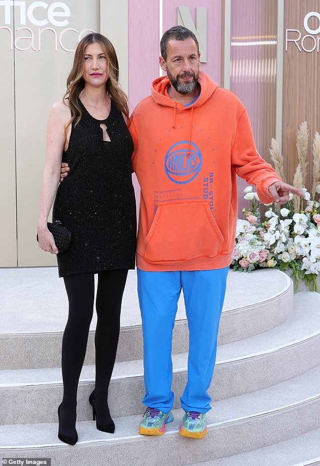 108892887-15851129-Adam_Sandler_was_lambasted_by_fans_for_wearing_sweatpants_and_a_-m-142_1779859871267.jpg