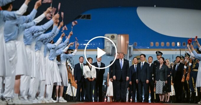 13trump-news-arrival4-whml-facebookJumbo.jpg