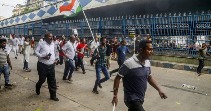 16bengal-police.jpg