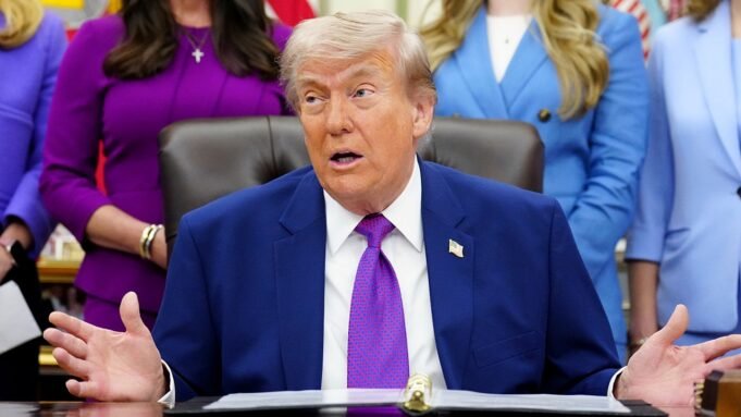 1779080249_donald-trump-oval-office-white-house.jpg
