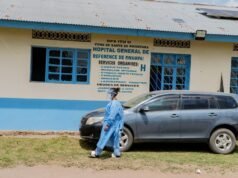 Vírus Ebola mata três trabalhadores da Cruz Vermelha Congolesa, diz organização