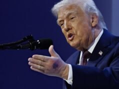 O médico de Donald Trump diz que ele está com “excelente saúde” e “totalmente apto” para servir