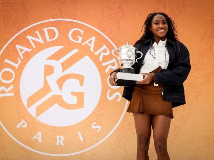 2025-06-08T140405Z_1830712077_RC2DYEA3JXF7_RTRMADP_3_TENNIS-FRENCHOPEN-1779379941.jpg