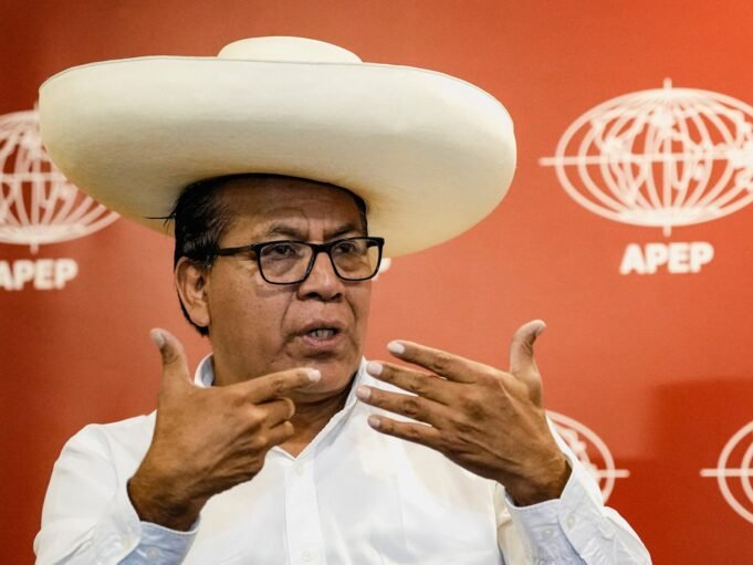 2026-04-30T171937Z_557282588_RC2RZKAS1VST_RTRMADP_3_PERU-POLITICS-1778632912.jpg
