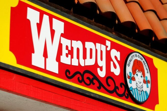 2026-05-20T125941Z_1826310140_RC2ZCLAGDU18_RTRMADP_3_WENDY-CEO.JPG