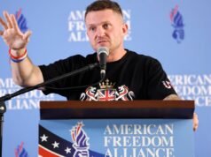 Quem está na estranha marcha Unite the Kingdom de Tommy Robinson em Londres?