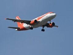 Voo da EasyJet Londres forçado a desviar para Roma após banco de energia ser carregado na bagagem do passageiro