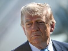 Será que Trump pagará impostos sobre o seu “fundo secreto” de 1,8 mil milhões de dólares? Alguns especialistas dizem que sim