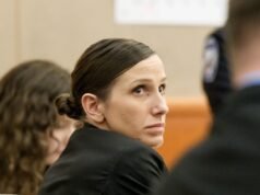 Escritor de luto de Utah condenado à prisão perpétua pela morte por envenenamento do marido