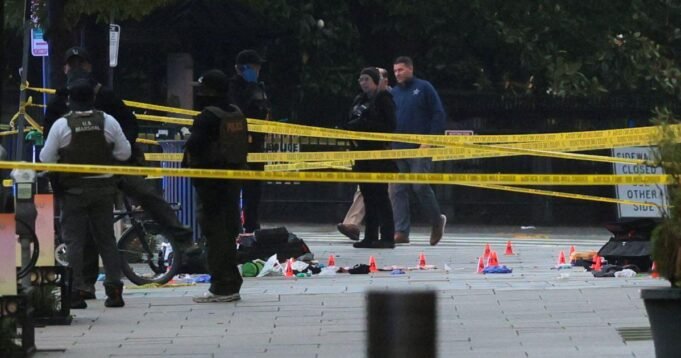 24white-house-shooting1.jpg