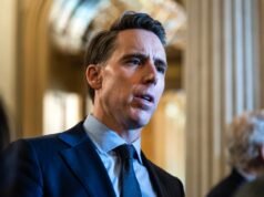 O senador republicano Josh Hawley disse que é a favor de uma proibição de negociação de ações que se aplique a presidentes
