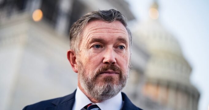 260515-Thomas-Massie-rs-d3cc9c.jpg