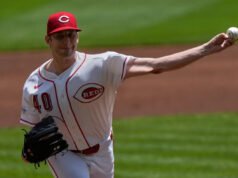 Eugenio Suárez home runs, Reds superam a derrota de Elly De La Cruz para segurar o Braves por 6-4