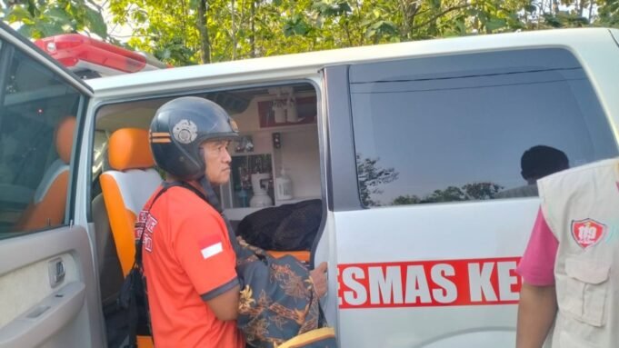 6a010ec603b43-proses-evakuasi-jenazah-korban-yang-tenggelam-di-embung-sigit-desa-sigit-jenar-kabupaten-sragen-jawa-tengah_gemini_1265_711.jpg