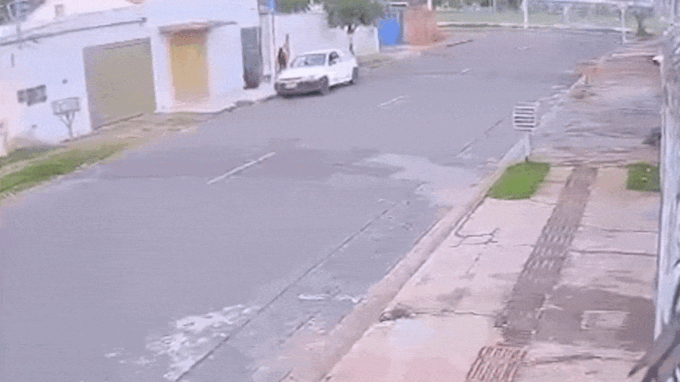 6a19e4e12d015.gif