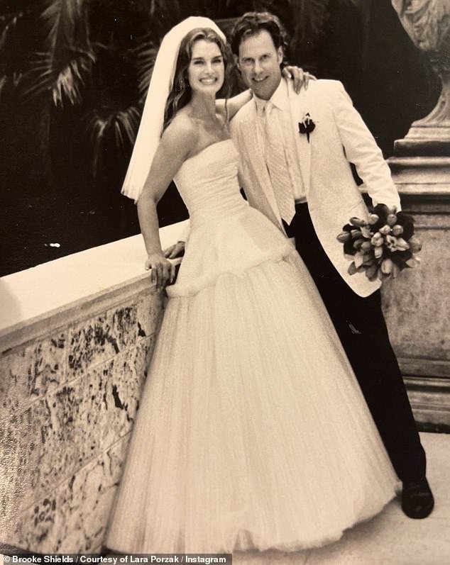 85385873-15855623-Brooke_Shields_shared_rare_photos_from_her_wedding_to_Chris_Henc-a-2_1779976585992.jpg