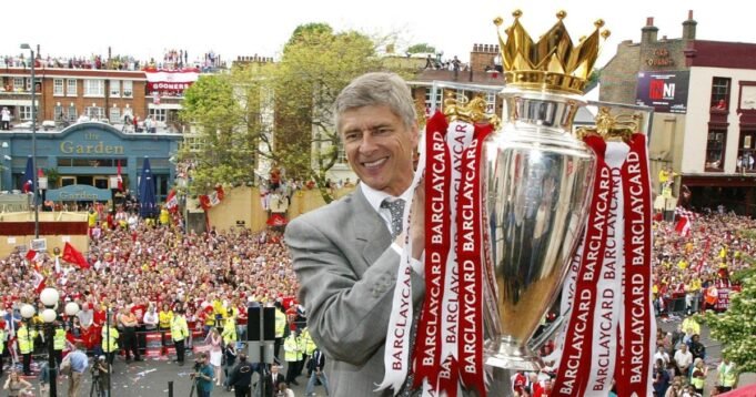 Arsene-Wenger-Premier-League-Invincibles-2004.jpg