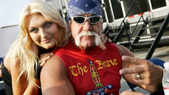 Brooke-Hogan-and-Hulk-Hogan.jpg