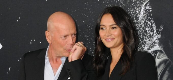 Bruce-Willis-wife-Emma-Heming-Willis-e1679285513114.jpg