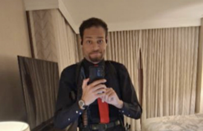 Cole-Tomas-Allen-Hilton-Selfie.png