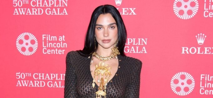 Dua-Lipa-1.jpg