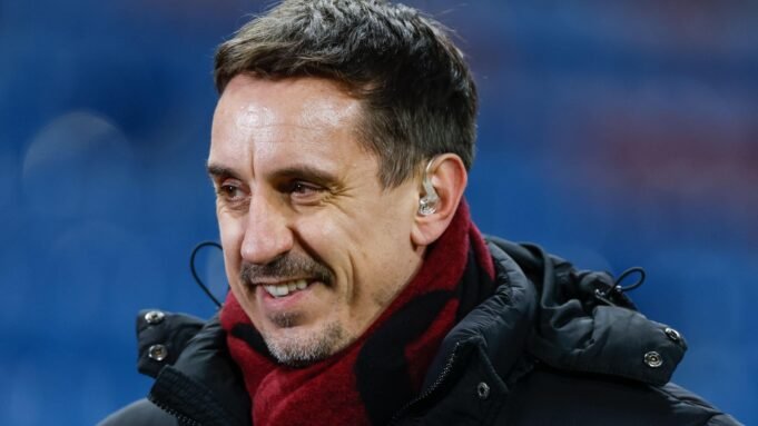 Gary-Neville-Michael-Carrick-F365.jpg