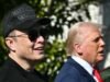 Elon Musk e Tim Cook acompanham o presidente em viagem à China, dentro da comitiva bilionária de Trump em Pequim