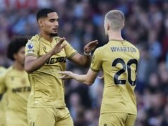 O alvo do Liverpool e do Chelsea “deverá jogar seu último jogo” hoje, ao tomar uma decisão de transferência