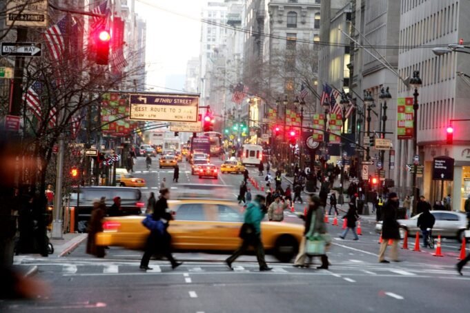 New_York_Fifth_Avenue_Redesign_59892.jpg
