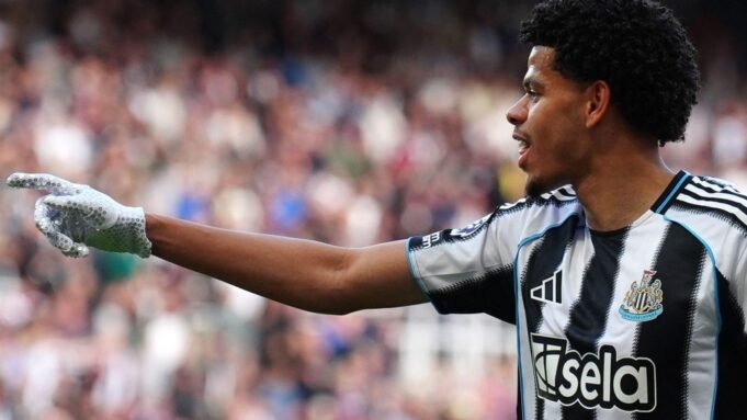Newcastle-striker-Will-Osula-celebrates-against-West-Ham.jpg