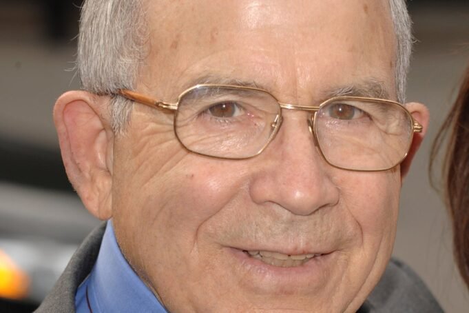 Obit_Donald_Newhouse__8282.jpg