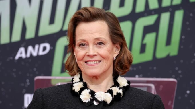 Sigourney-Weaver.jpg