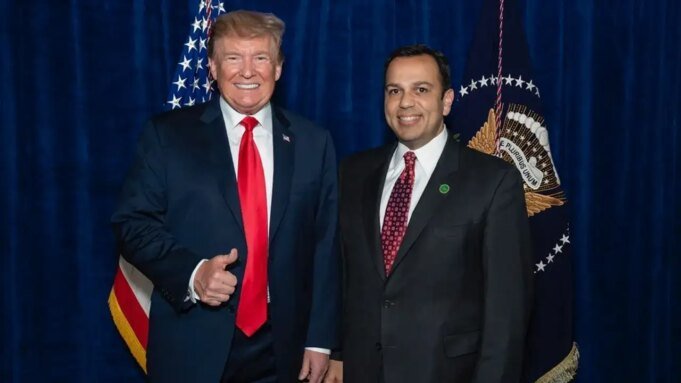 Trump-and-Alvarado.jpeg