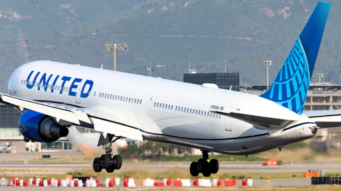 United-Boeing-767.webp.webp