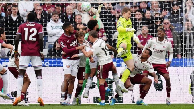 West-Ham-v-Arsenal-stupid-corner.jpg
