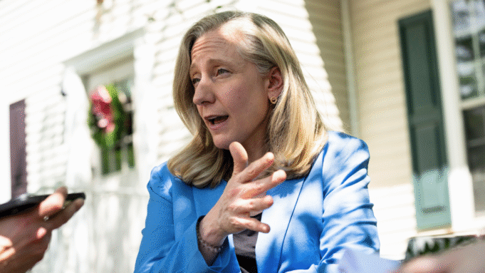 abigail-spanberger-redistricting.png