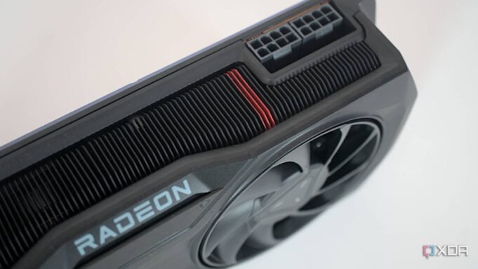 amd-radeon-rx-7800-xt-gpu-power-input.jpg