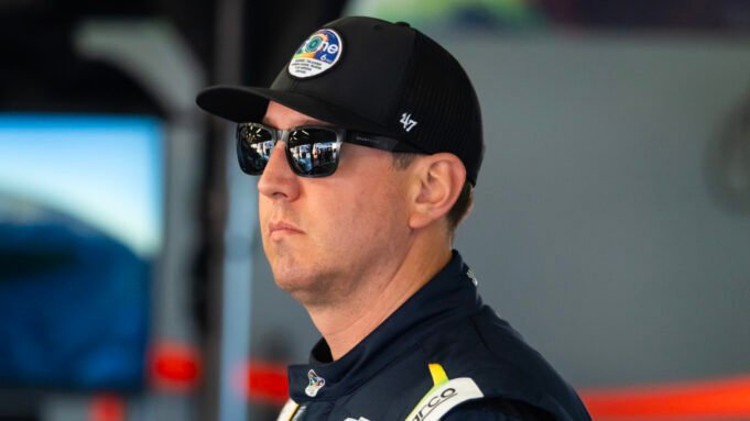 as-2001-nascar-race-on-death-legend.jpg