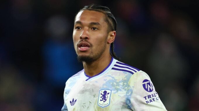 aston-villa-midfielder-boubacar-kamara.jpg