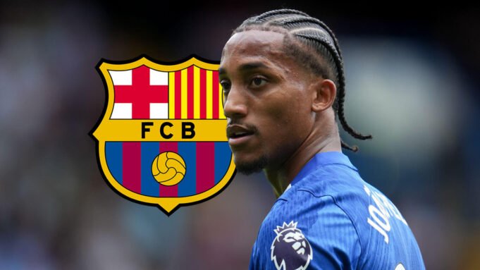 chelsea-striker-joao-pedro-barcelona-badge.jpg