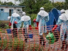 Homens armados atacam um hospital congolês que trata pacientes de Ebola e roubam corpos de parentes