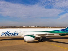 Alaska Airlines abre novo capítulo com voo para Londres e lounge histórico em Seattle