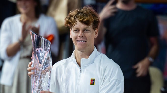 jannik-sinner-repeats-novak-djokovic-2015-feat.jpg
