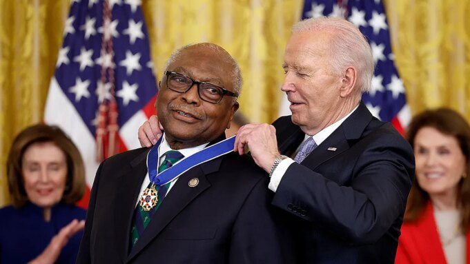 joe-biden-james-clyburn-medal-freedom-fox-news-001.jpg