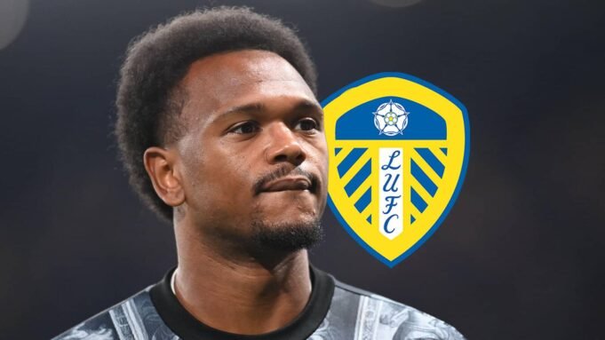 juventus-striker-lois-openda-leeds-united-badge.jpg