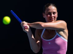 Kostyuk brilha na primeira rodada do Aberto da França, apesar da tragédia