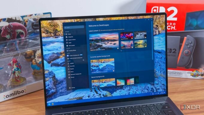 laptop-with-deskscapes.jpg