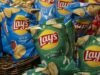 O relatório disse que a PepsiCo deverá aumentar o preço de pequenos sacos de batatas fritas